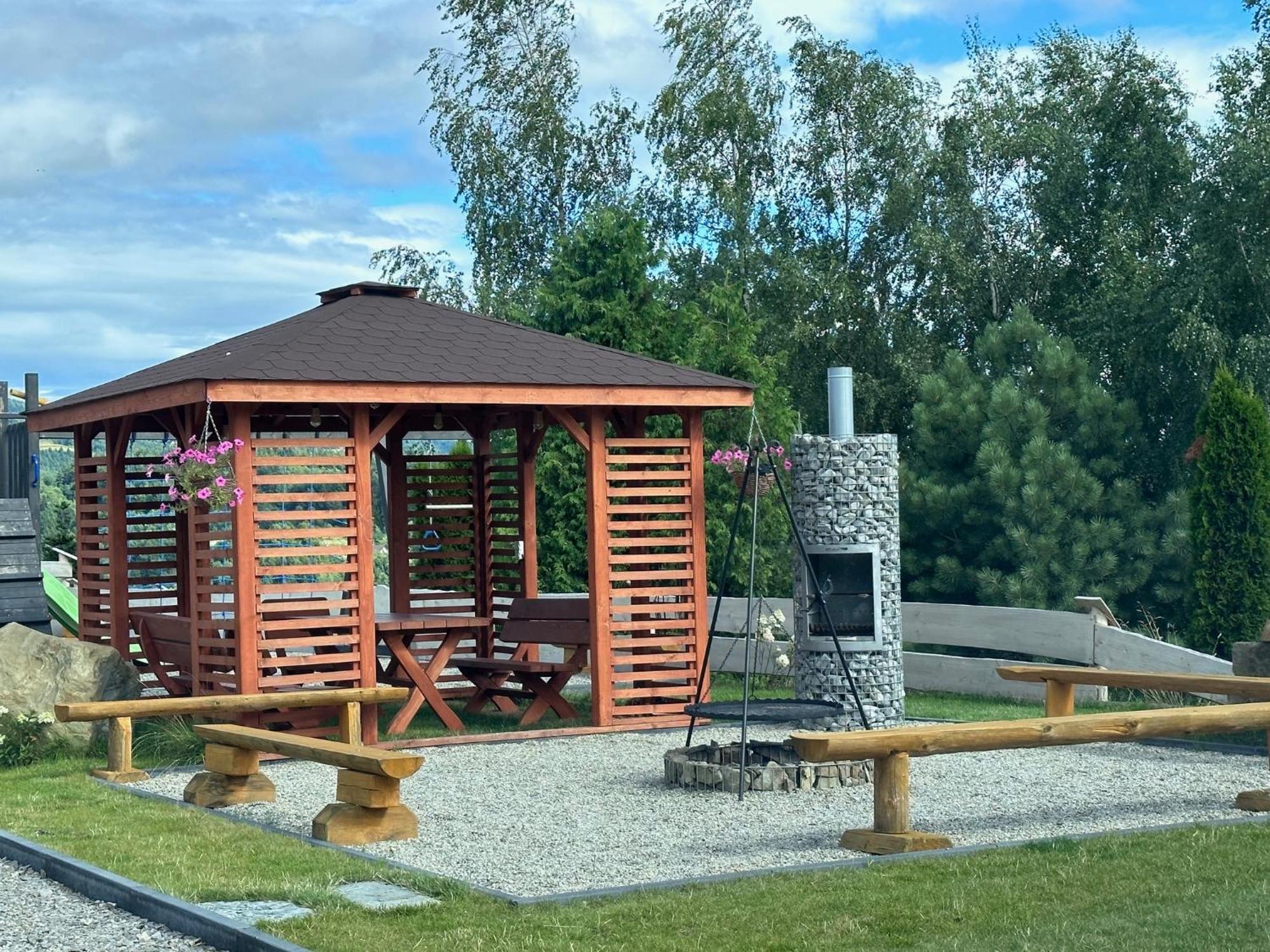 Domek Drewniany W Gorach Jacuzzi & Balia - Osada Chelm Stroza  Exterior photo